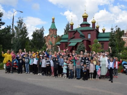 Акция “Скоро в школу” в Социальном центре “Покров”