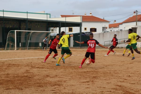 FC Pereirense Vs Aldeia Fernandes 006 X0mvi4
