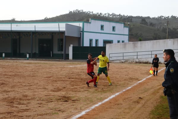 FC Pereirense Vs Aldeia Fernandes 036 Oi2jrr