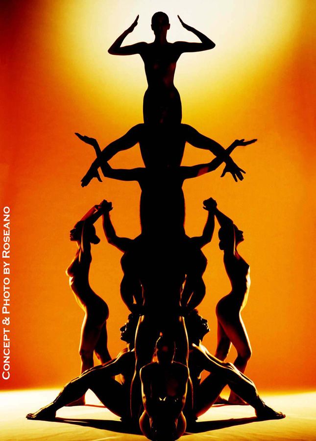 Body pyramid, Human Totem, by Roberto Roseano