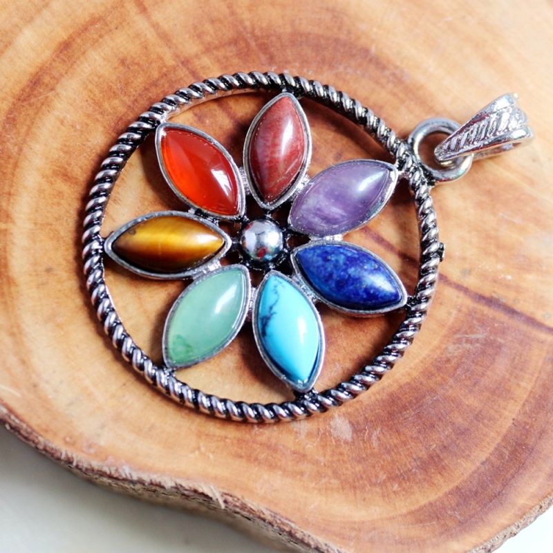 7 Chakra Healing Crystal Stone Pendant Image 1