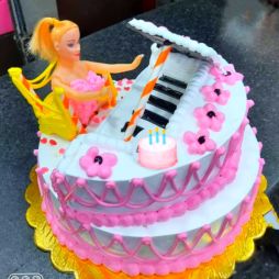 Piano Theme Doll Cake Lojicake