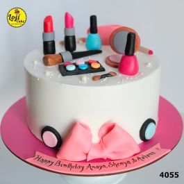 Make up Kit Cake