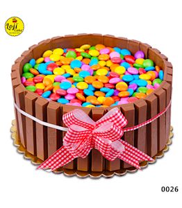 Kit Kat Gems Loji cake