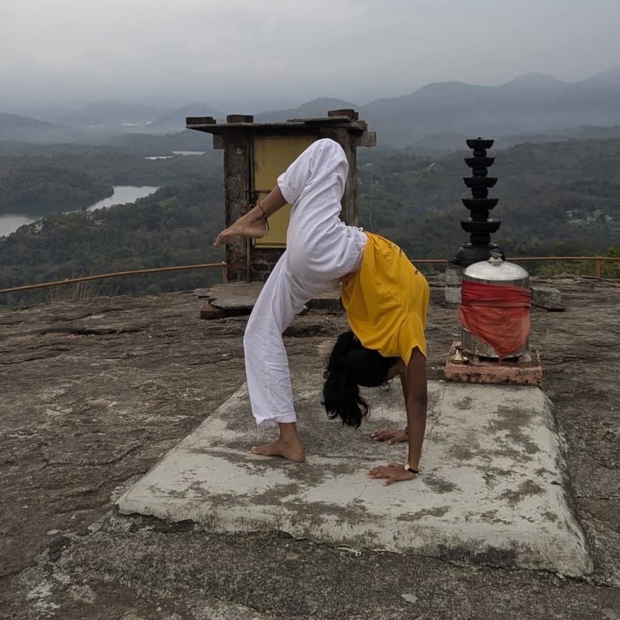 Jeyanthini Yoga