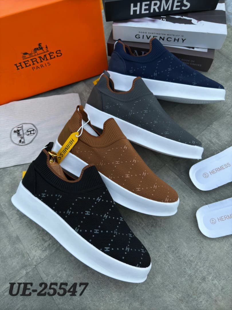 Breathable luxury shoes