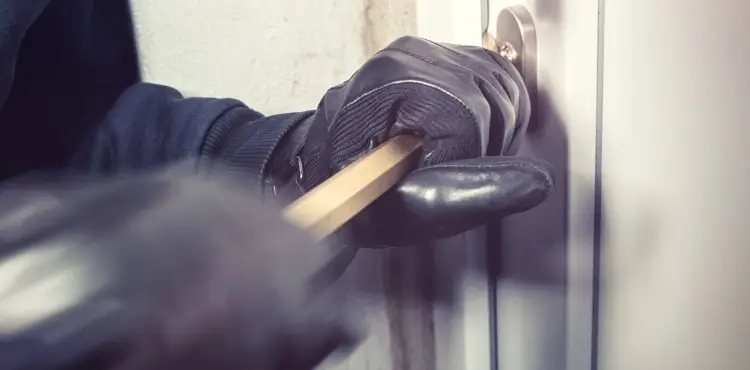 Barreteando una puerta