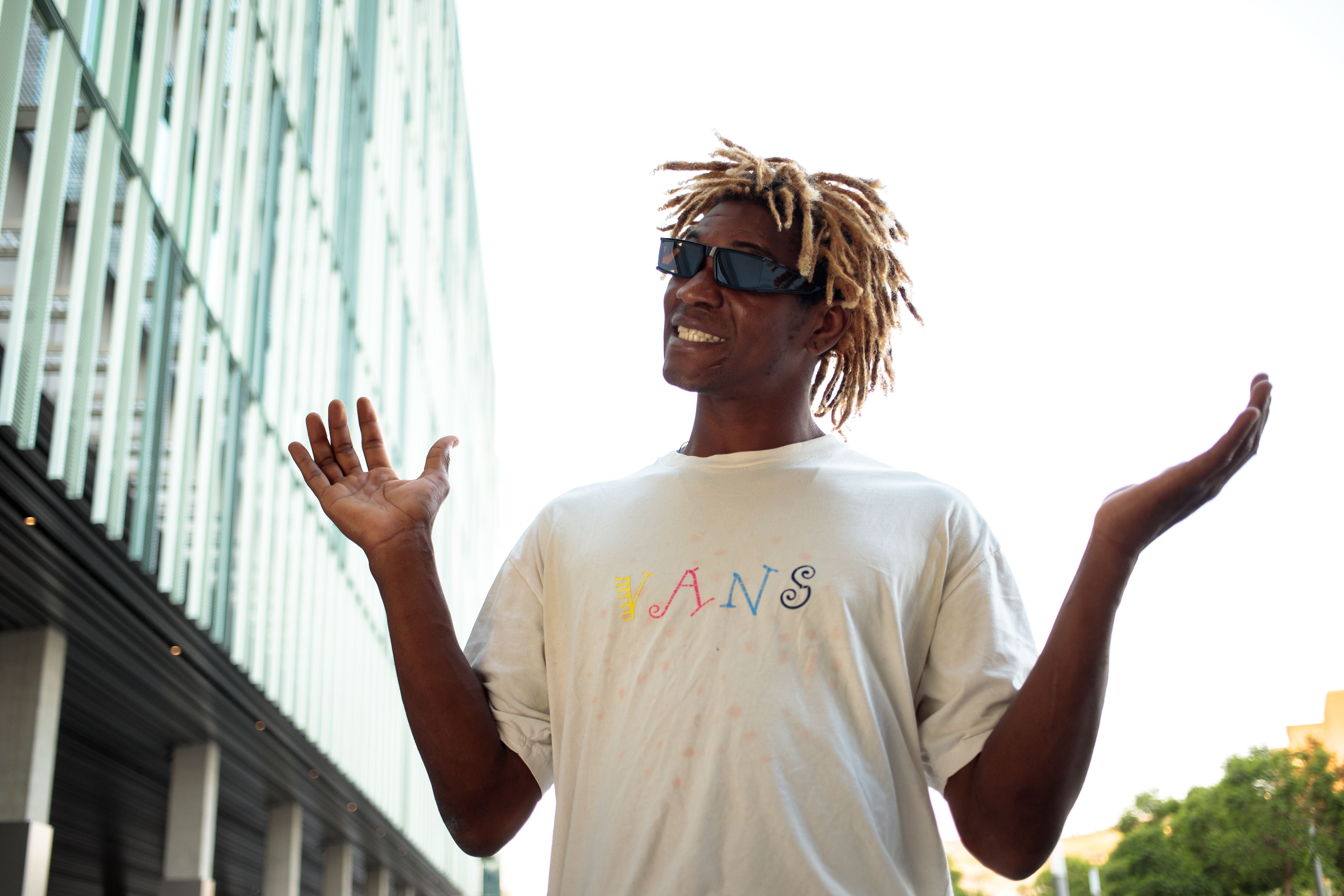 Jonnathan x VANS