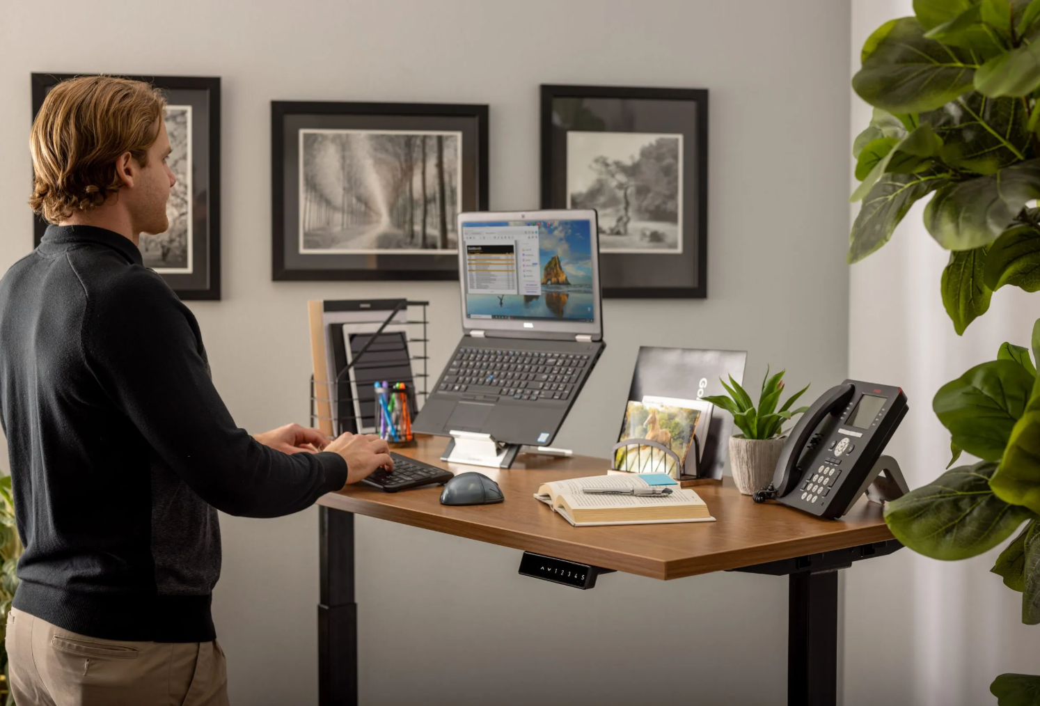 The Best Ergonomic Laptop Stands for Desk Setup 2026 - Top 10 Ergonomic ...