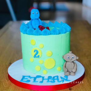 Celebration cake: A blue and yellow design