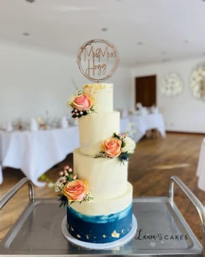 Wedding cake: A mono on top