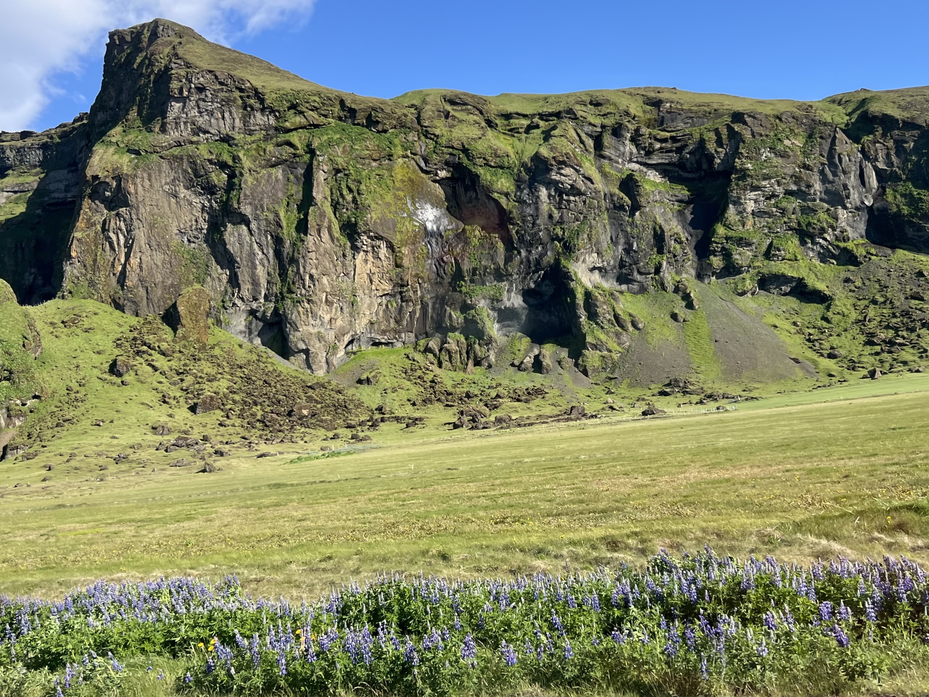 Iceland — photograph 3