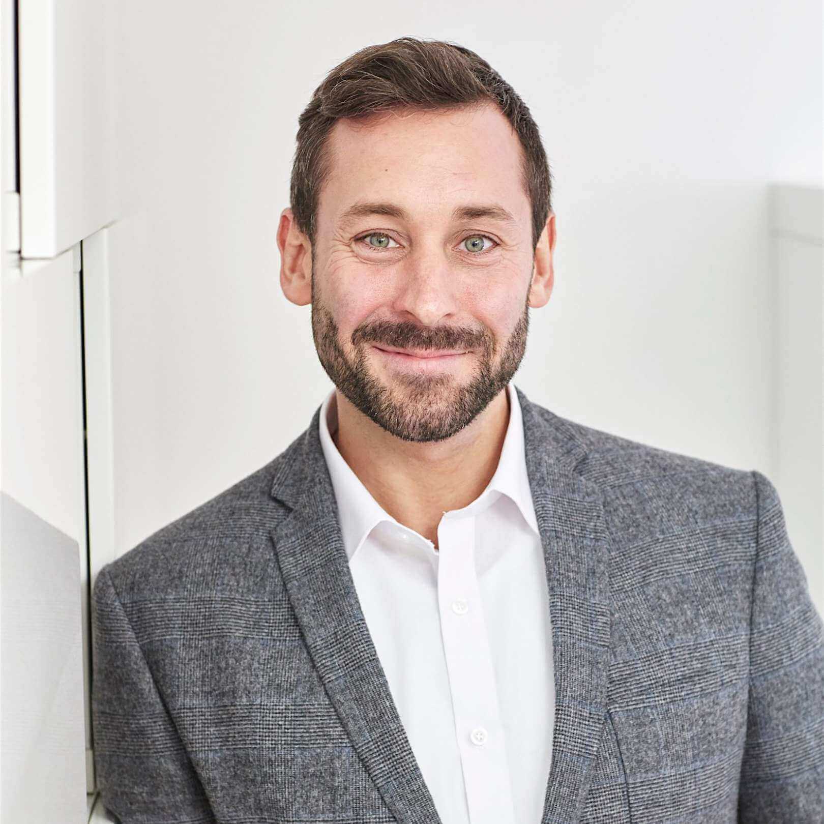 Rasmus Schübel Fotograf Münster Elementartraining Foto visuelles Branding professionelles Team Portrait Coaches outdoor