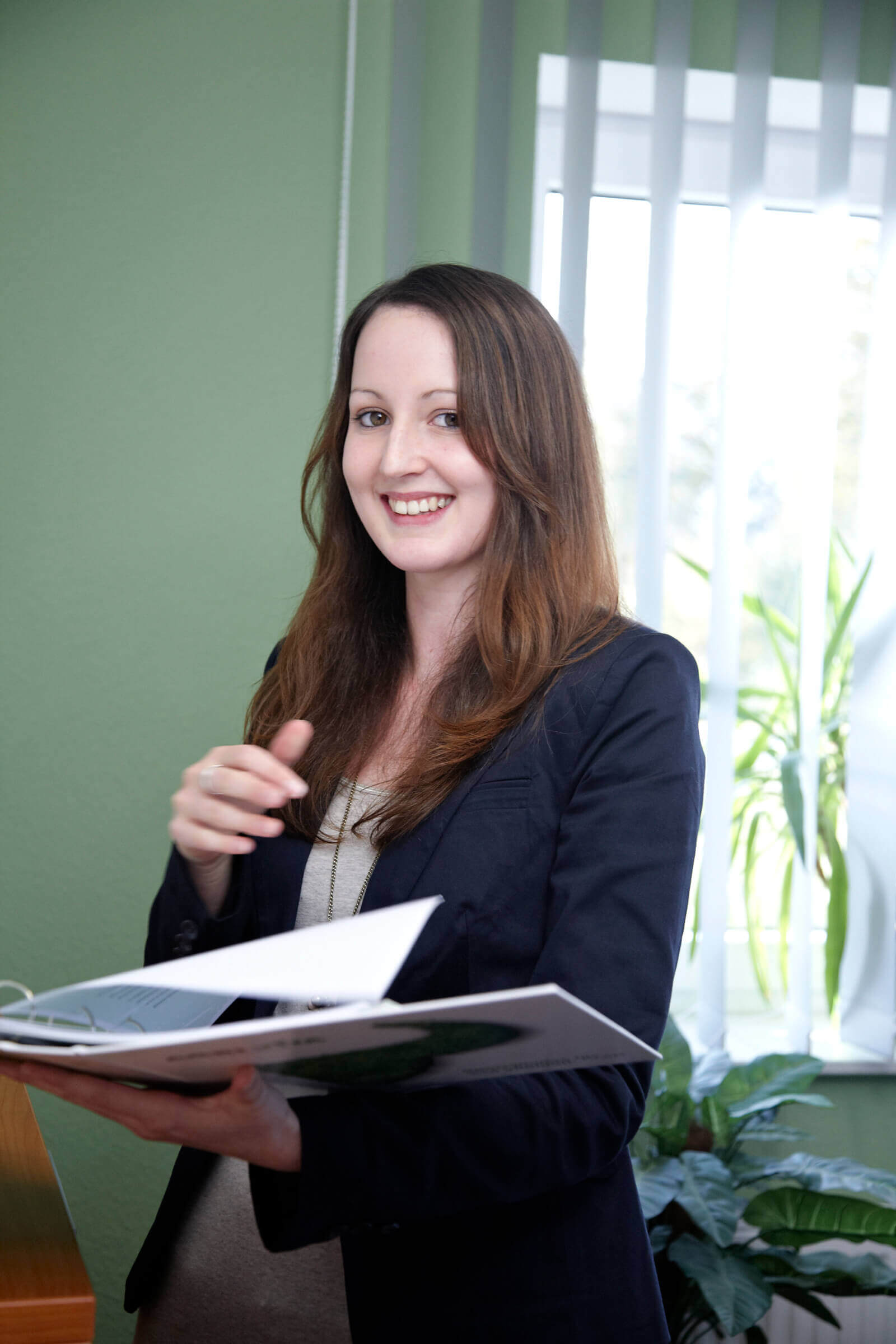 Rasmus Schübel Fotograf Münster Agri Vita Futtermittel Agrar Foto Marke authentisches Portrait Agrarwirtschaft Team kompetent
