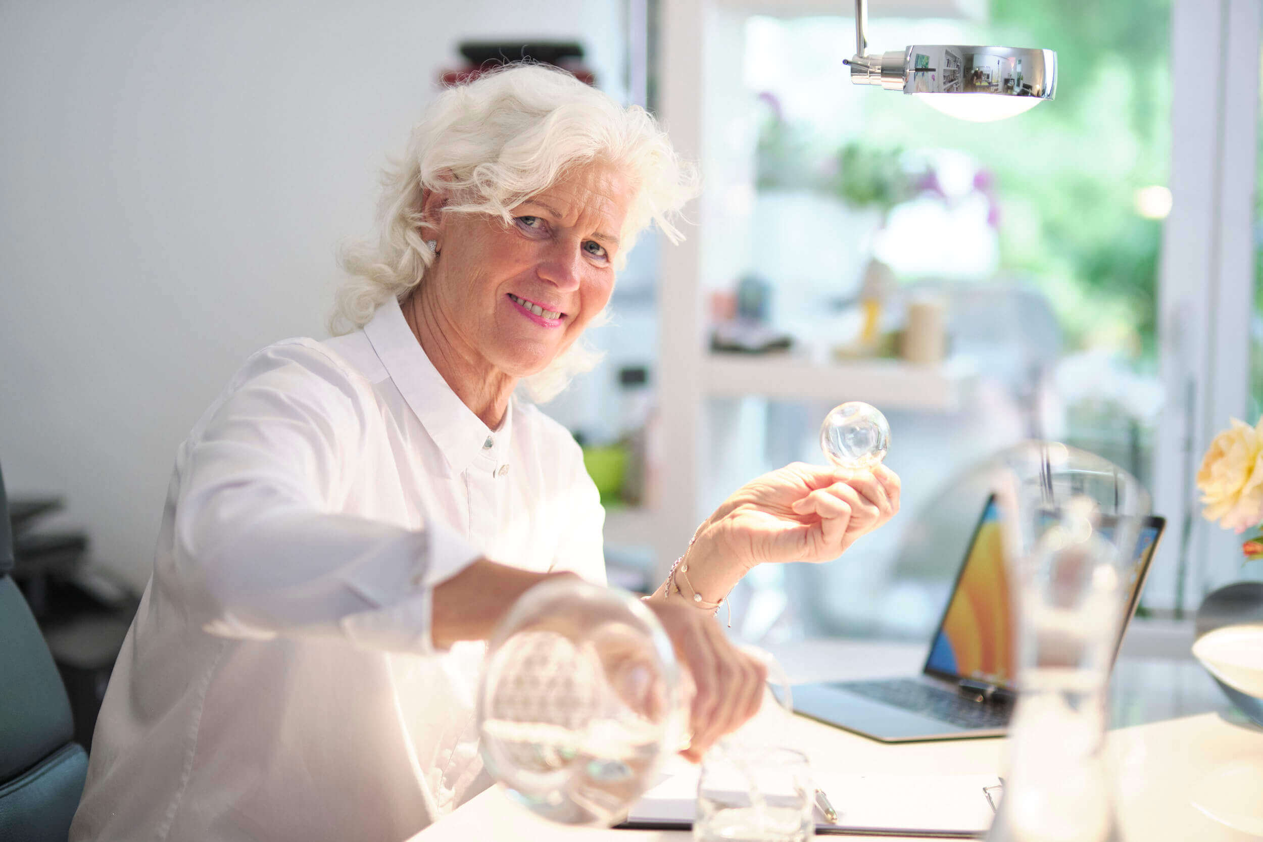 Rasmus Schübel Fotograf Münster Christiane Kuhlmann Website Branding professionelles Business Portrait Heilpraktikerin freundlich kompetent