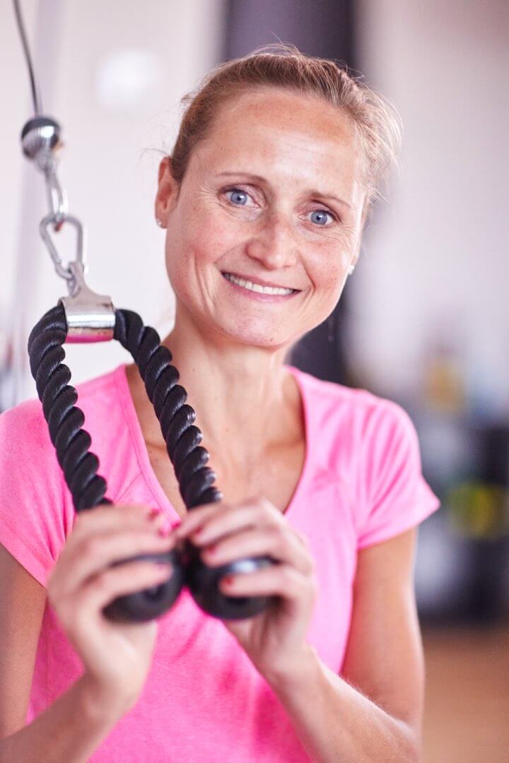Rasmus Schübel Fotograf Münster Claudine Sternitzke Marke Personal Training authentisches Business Portrait Trainerin