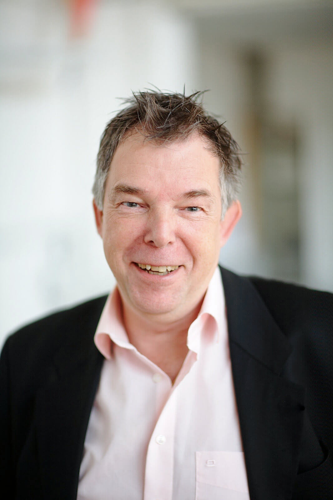 Rasmus Schübel Fotograf Münster BWS Lettershop Holger Eckhart Foto Video Marke authentisches Portrait Druckdienstleister natürlich