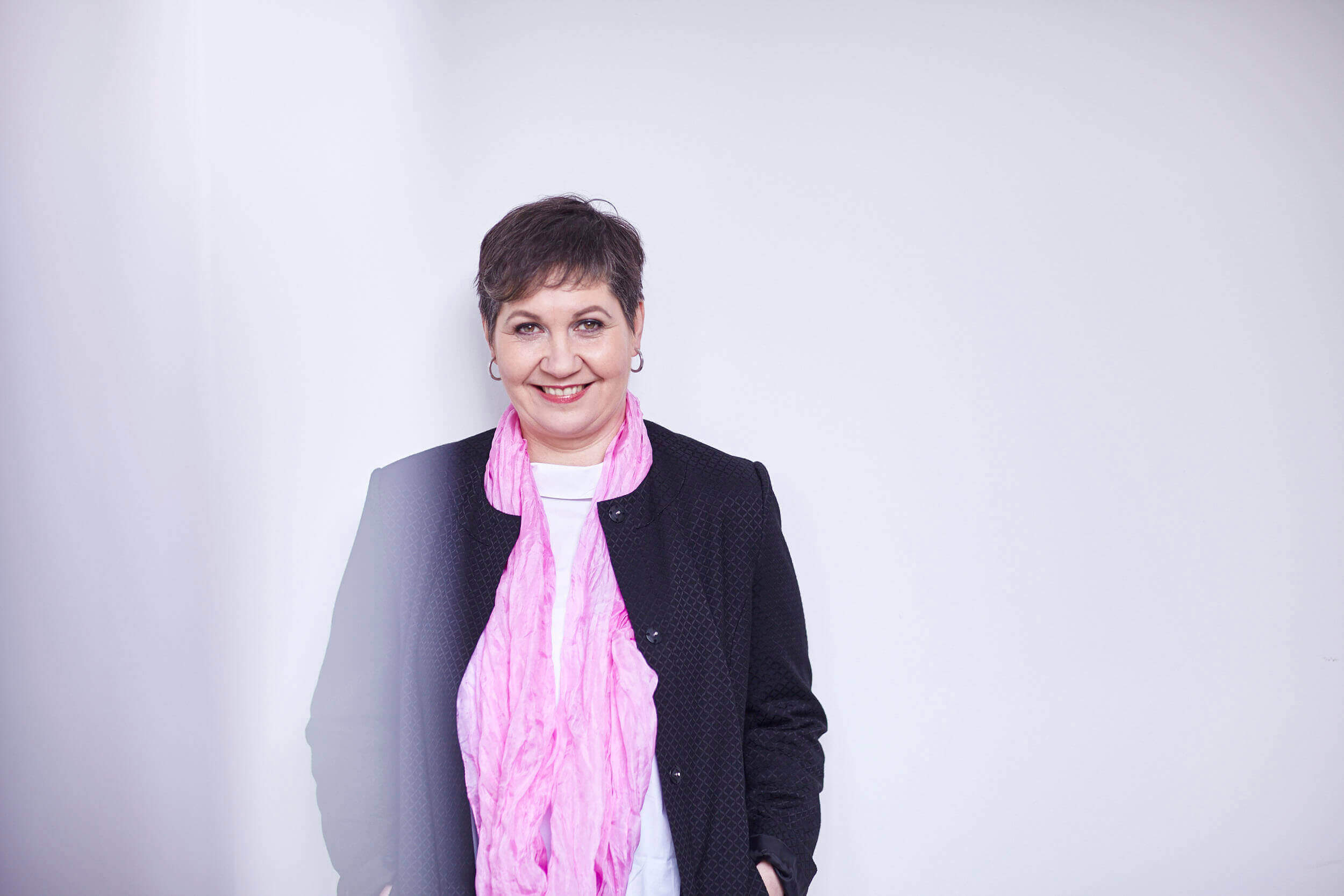 Rasmus Schübel Fotograf Münster Dagmar Schulte Video Website authentisches Portrait Beraterin Workshop entspannt