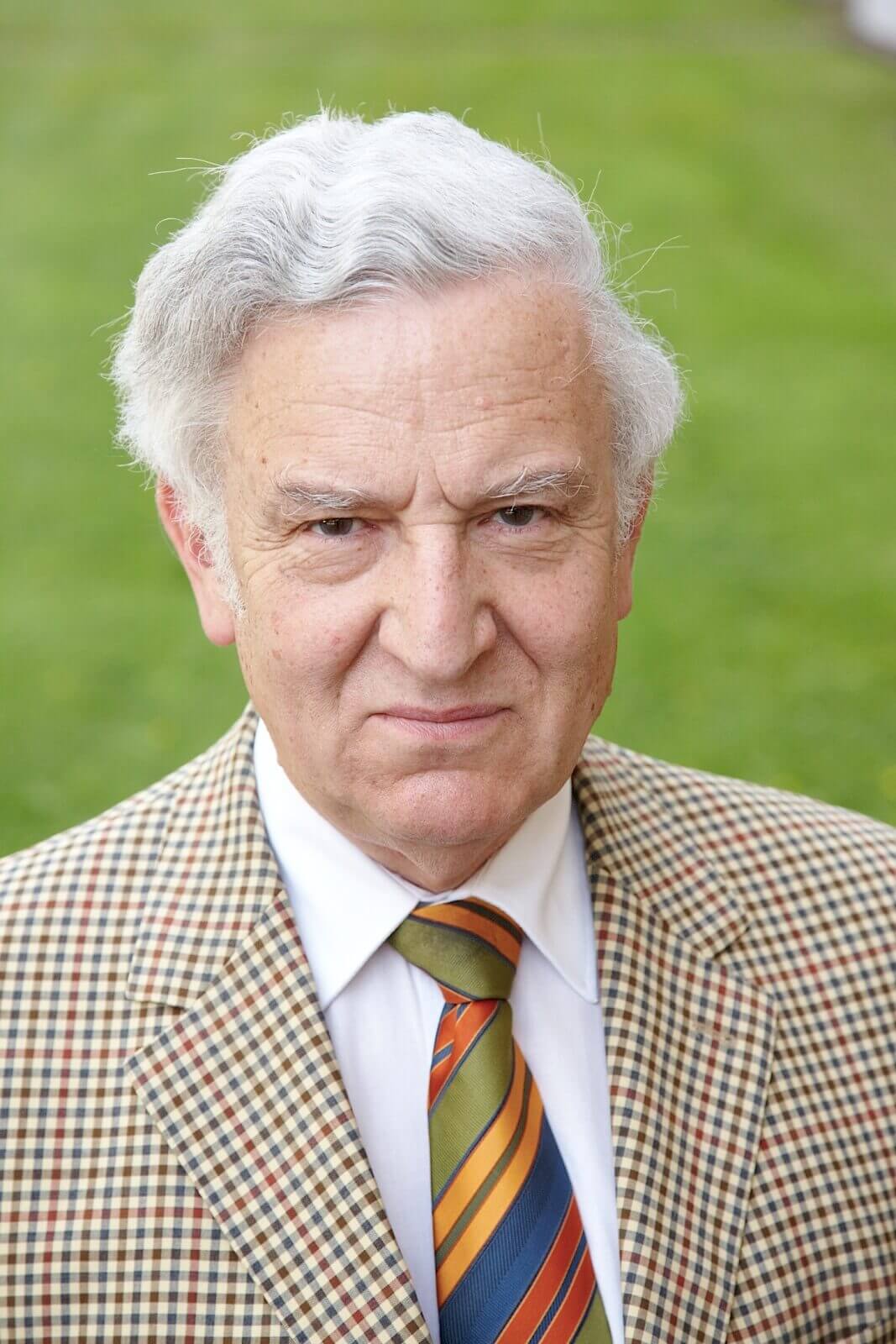 Rasmus Schübel Fotograf Münster icbf WWU Universität Hochbegabtenförderung Foto Video Marke authentisches Portrait Forschung kompetent