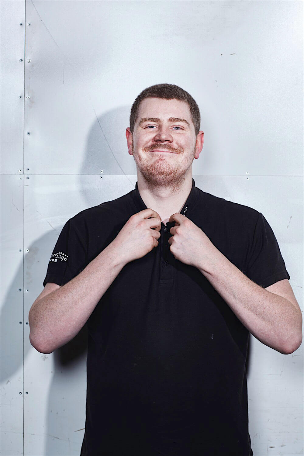 Rasmus Schübel Fotograf Münster Kultour mobile Bühnen Marke Foto authentisches Portrait Veranstaltungstechnik kompetent