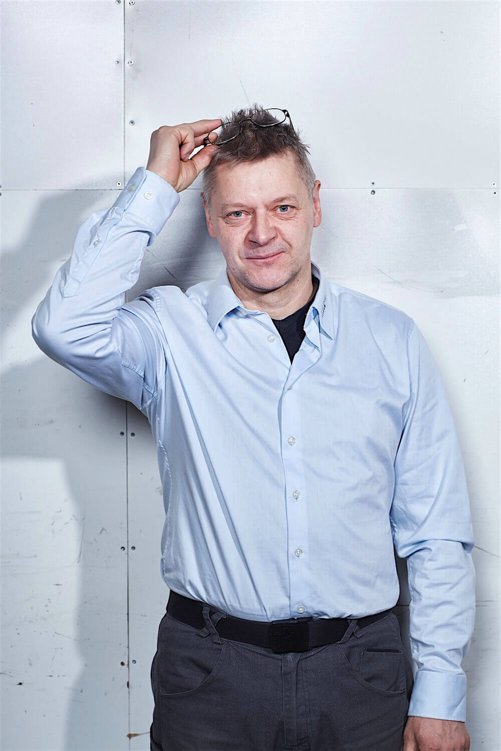 Rasmus Schübel Fotograf Münster Kultour mobile Bühnen Website Branding professionelles Portrait Veranstaltungstechnik herzlich