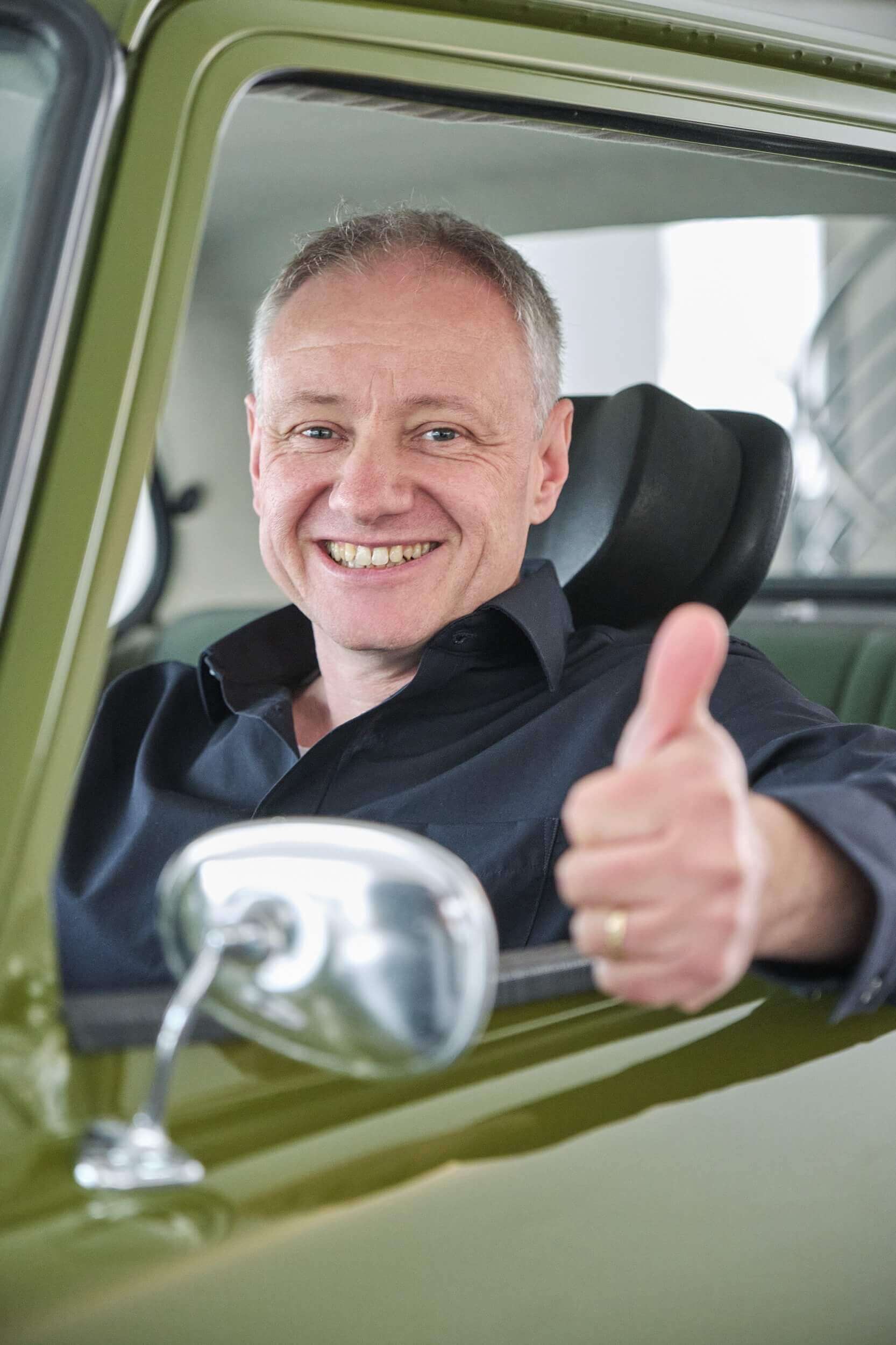 Rasmus Schübel Fotograf Münster Stefan P. Simeon Website Branding professionelles Portrait Berater offen freundlich