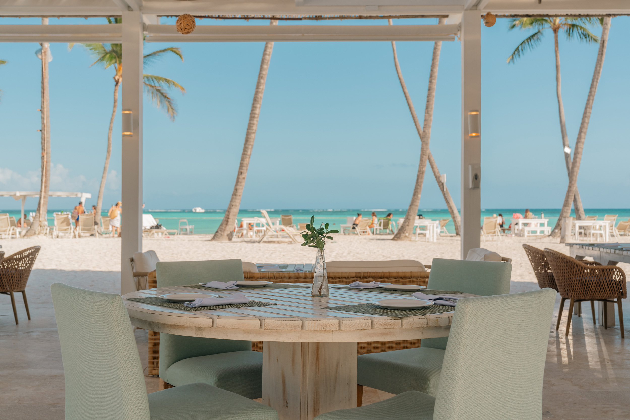 Juanillo Beach Grill & Beach Club