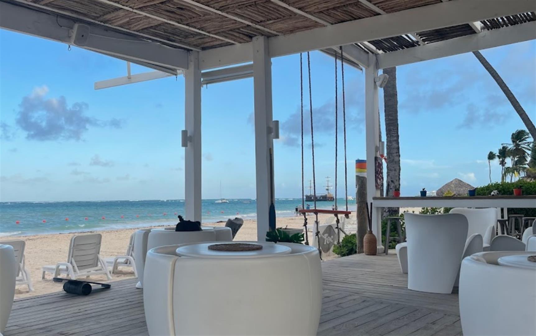 TOC Beach Bar