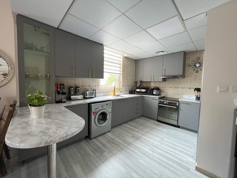 Premium Kitchen Makeover - View 3