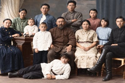 «Казахский Нобель» умер в ссылке чернорабочим. История рода, который построил в степи школу для сирот — и был стёрт по спискам