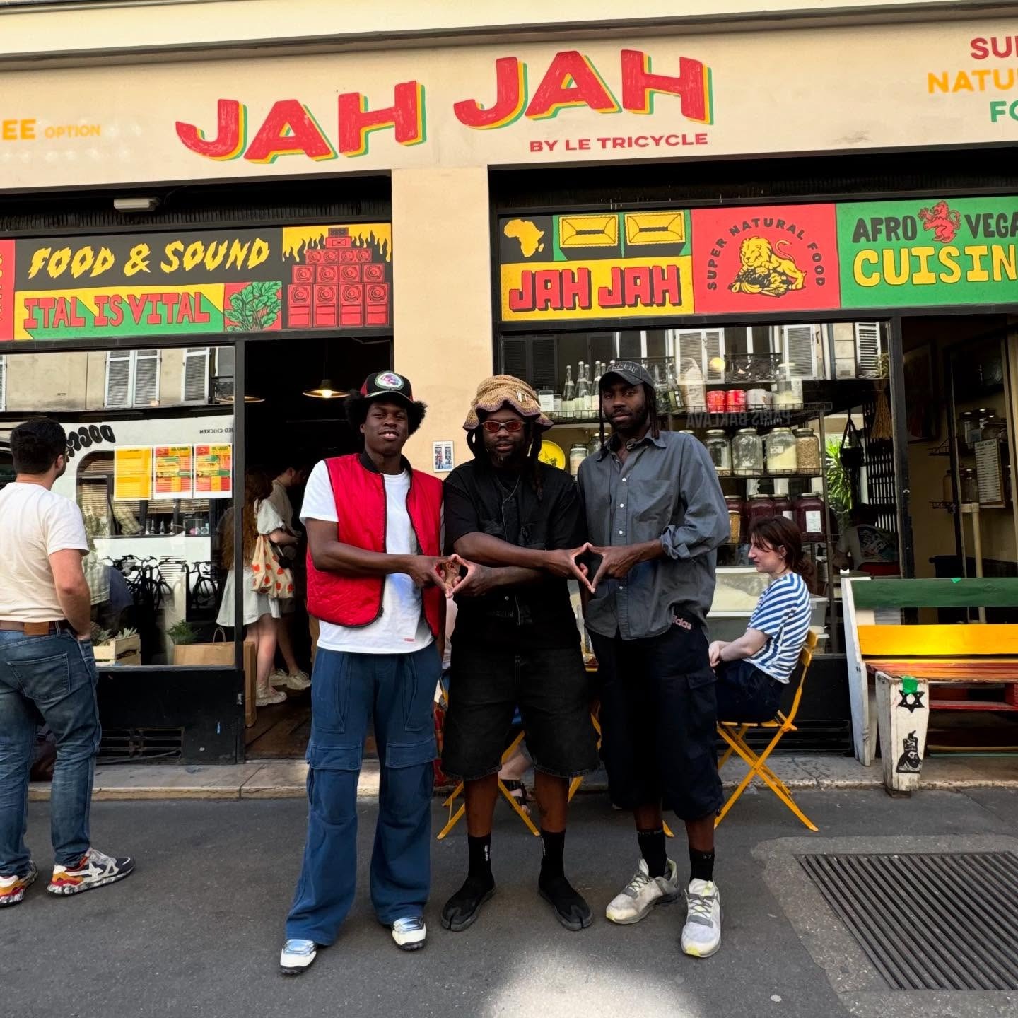 Jah Jah Paris logo
