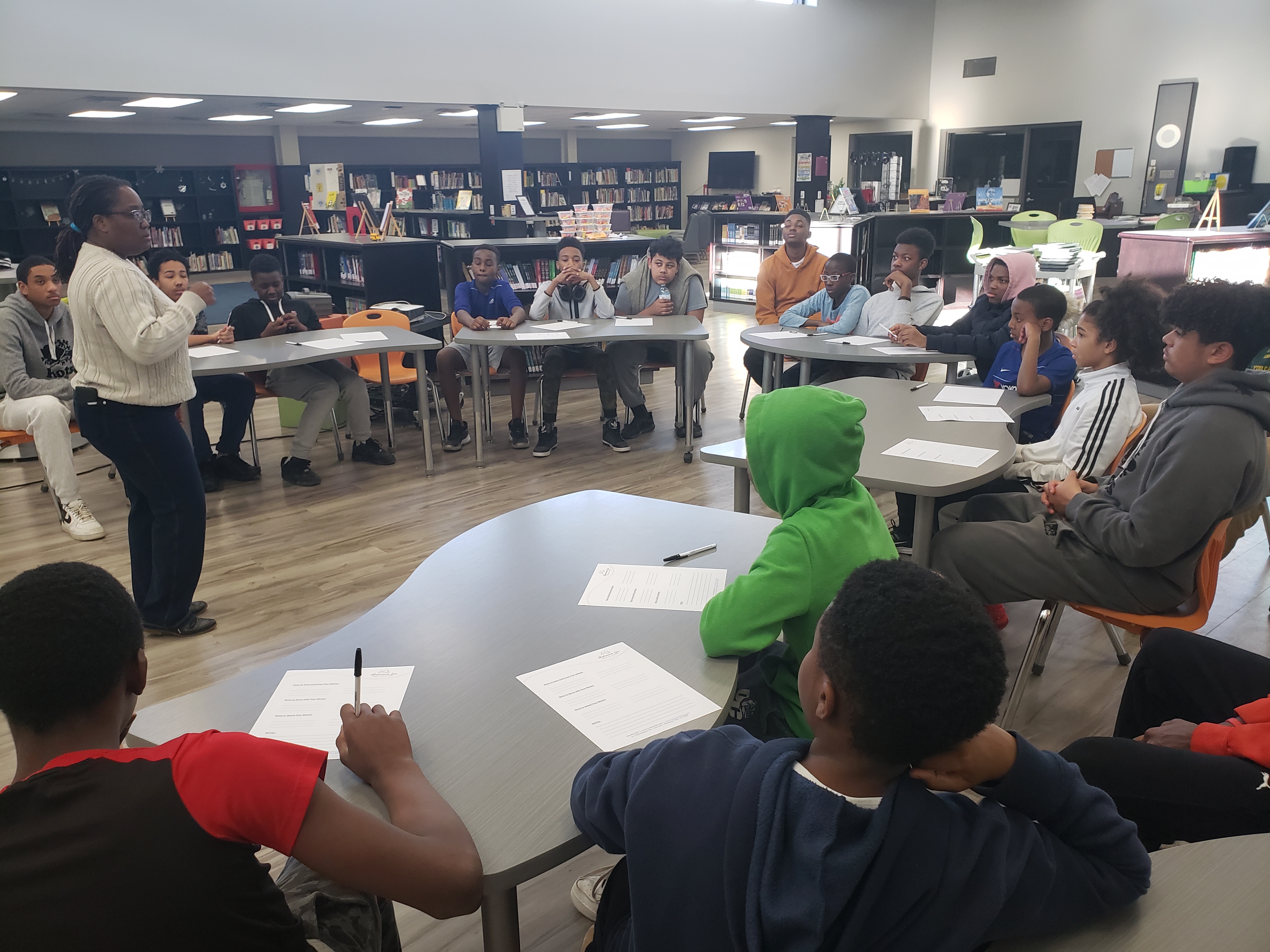 Mentors working with students 1