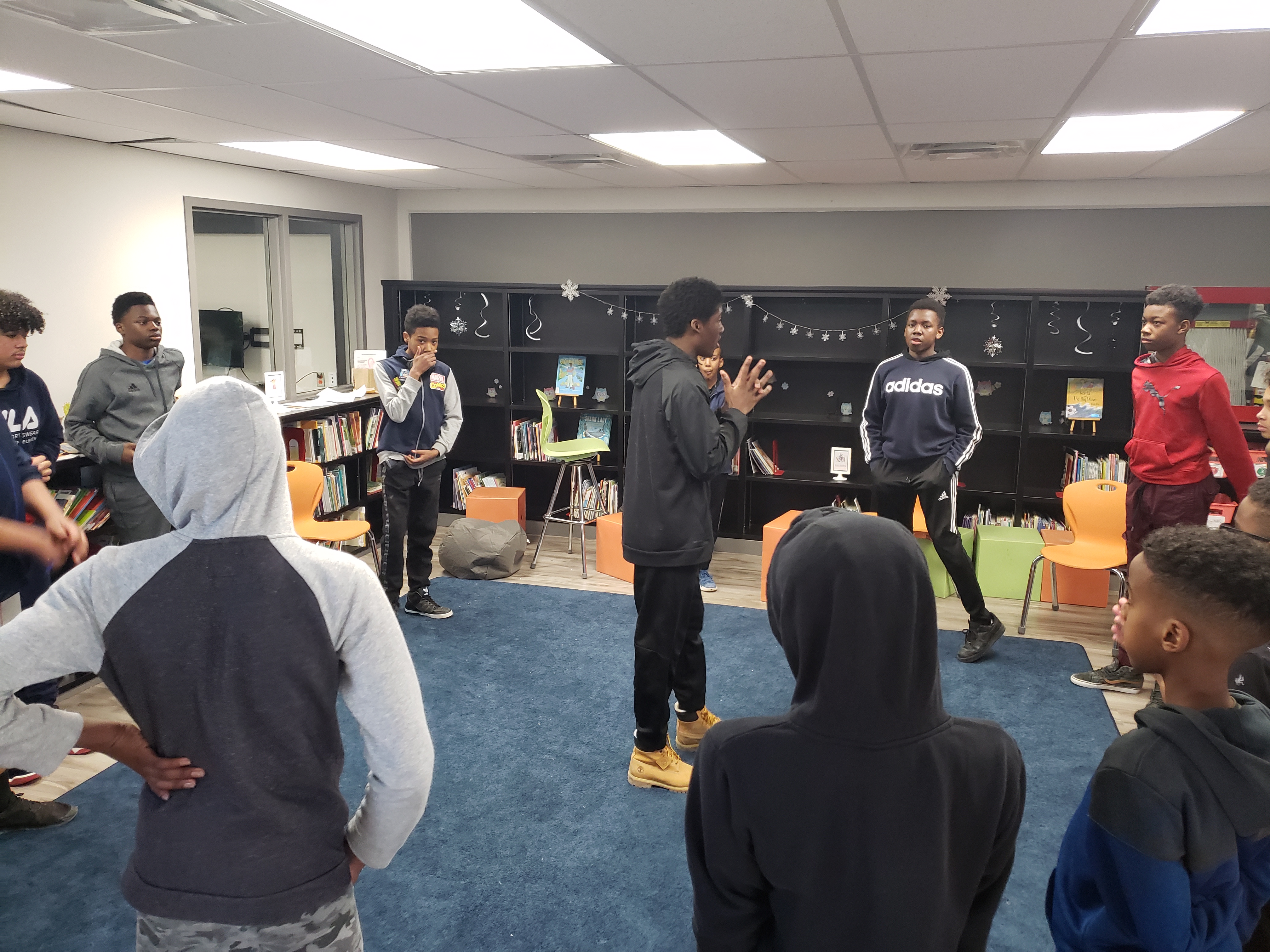 Mentors working with students 3