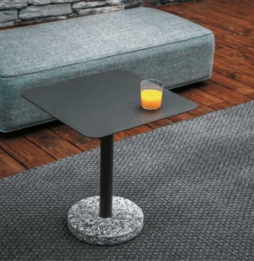 Item - Table Bernardo outdoor