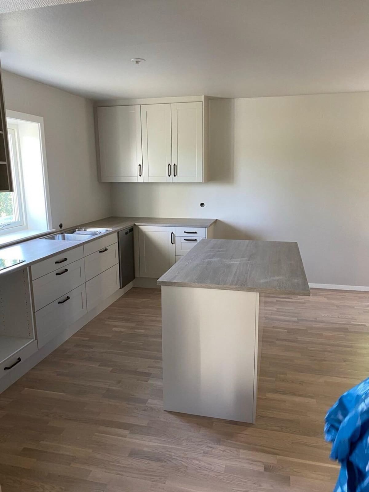 Kitchen installation