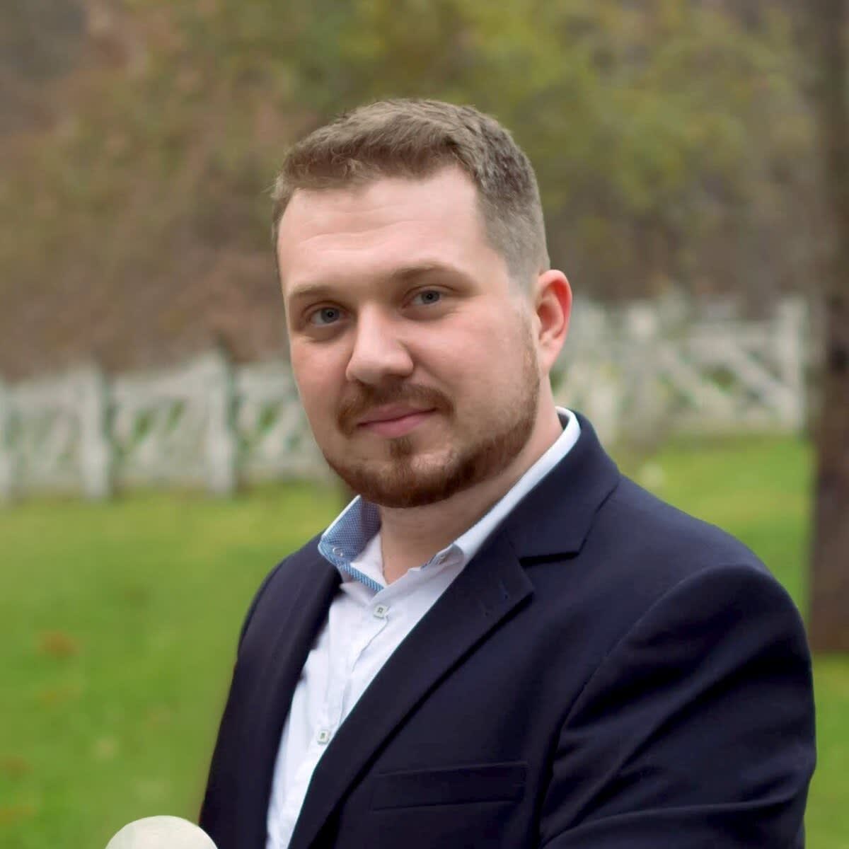 Roman Bova