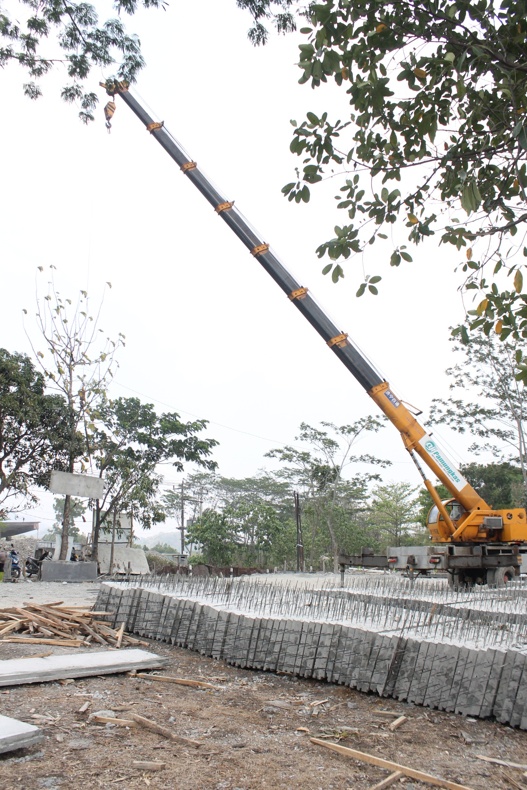 Panel dan Balok Precast CI Cihaur