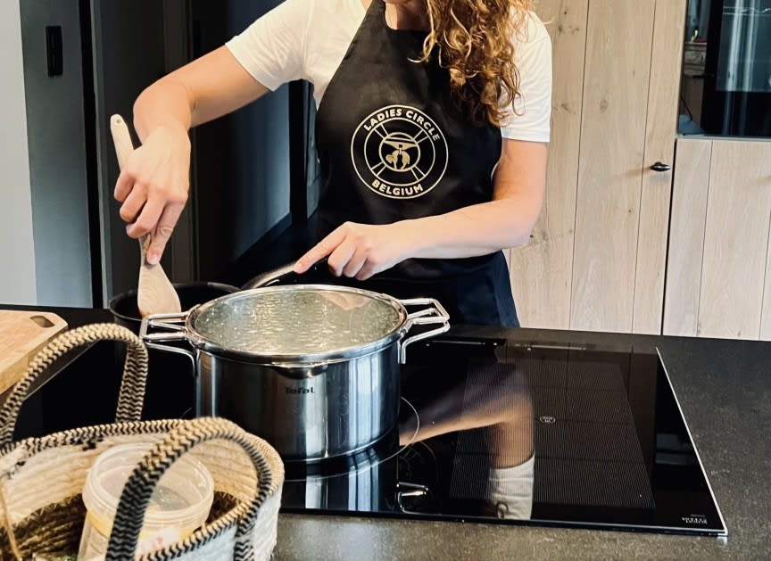Kitchen apron