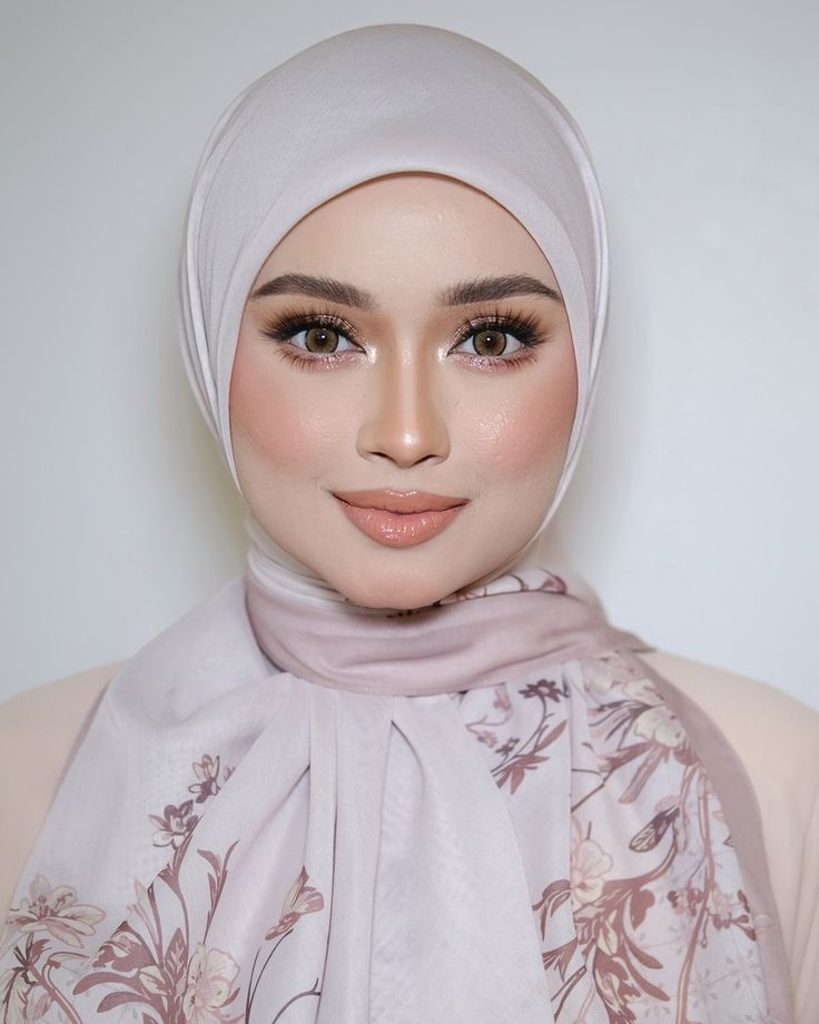 Inspirasi Makeup Wisuda
