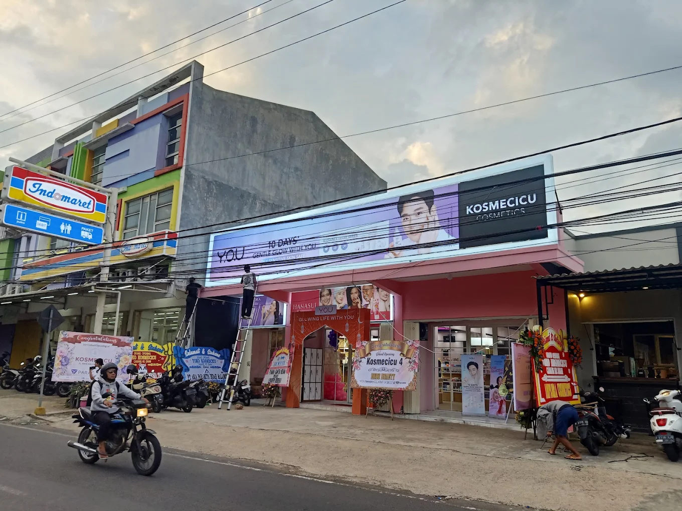 Toko Kosmetik Lokal