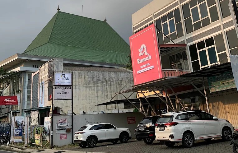 Toko Kosmetik Lokal