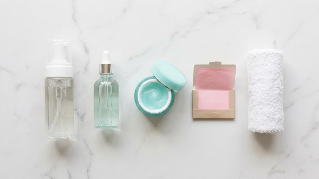 makeup tidak berminyak acara formal