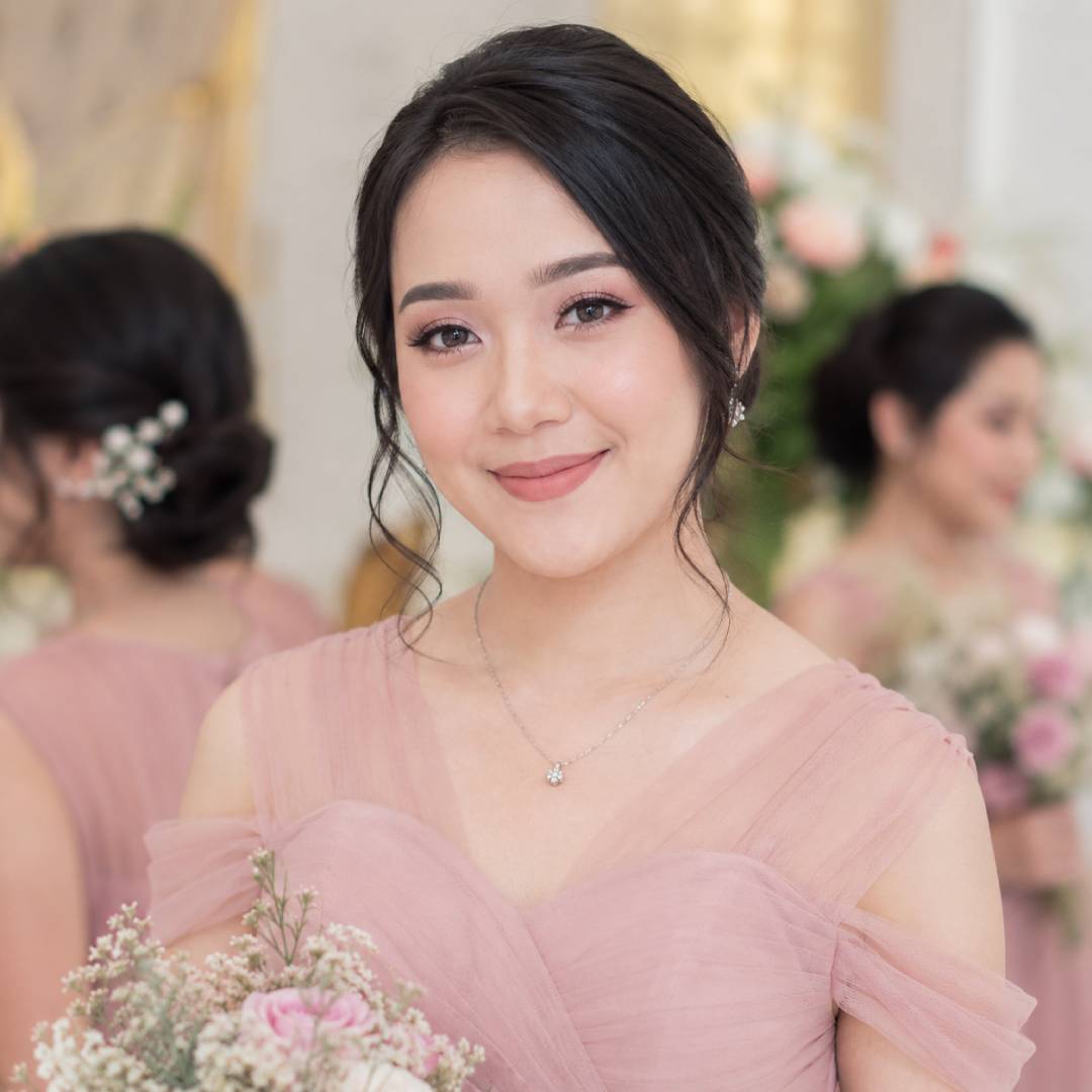makeup bridesmaid natural