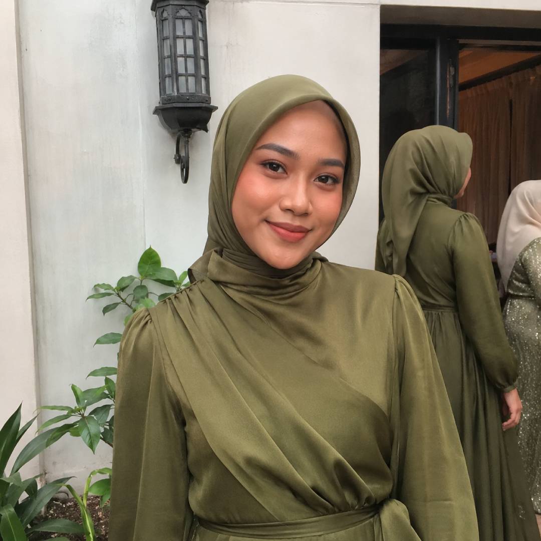 makeup bridesmaid natural