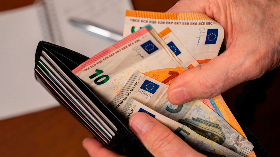 Οι 30 Παροχές που Αλλάζουν τα Εισοδήματα των Ελλήνων - Μόνιμες Αλλαγές για το 2026