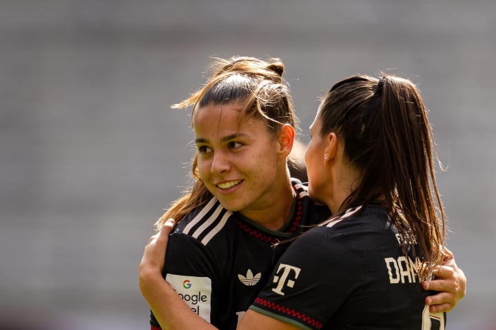 Oberdorf Spectacle Powers Bayern, Hoffenheim Keep Pace in Bundesliga