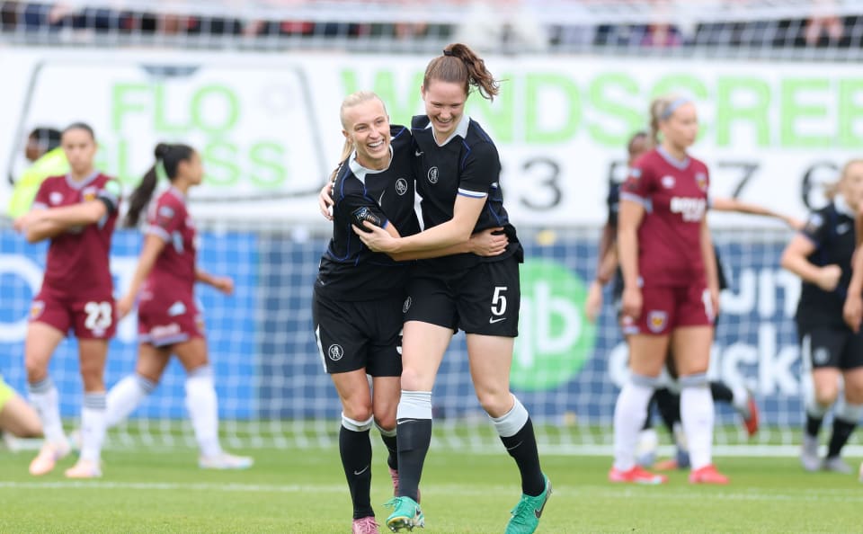 WSL Gameday Roundup: Chelsea’s 15-minute checkmate; City purr; Arsenal pegged; United win at St Helens