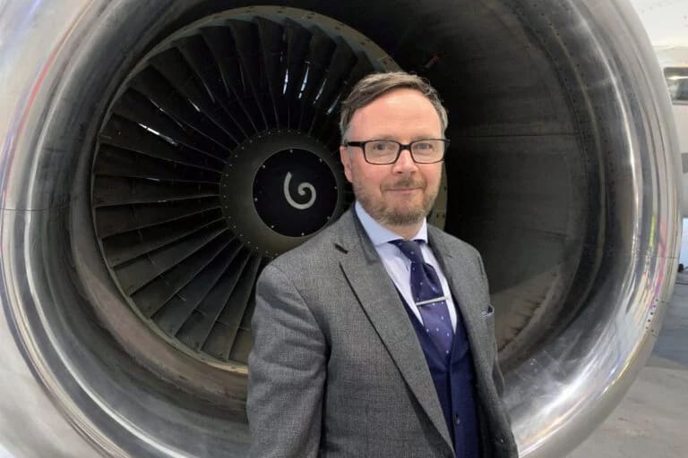 053 02 caerdav gary munro 1200x800 1 768x512 jpg