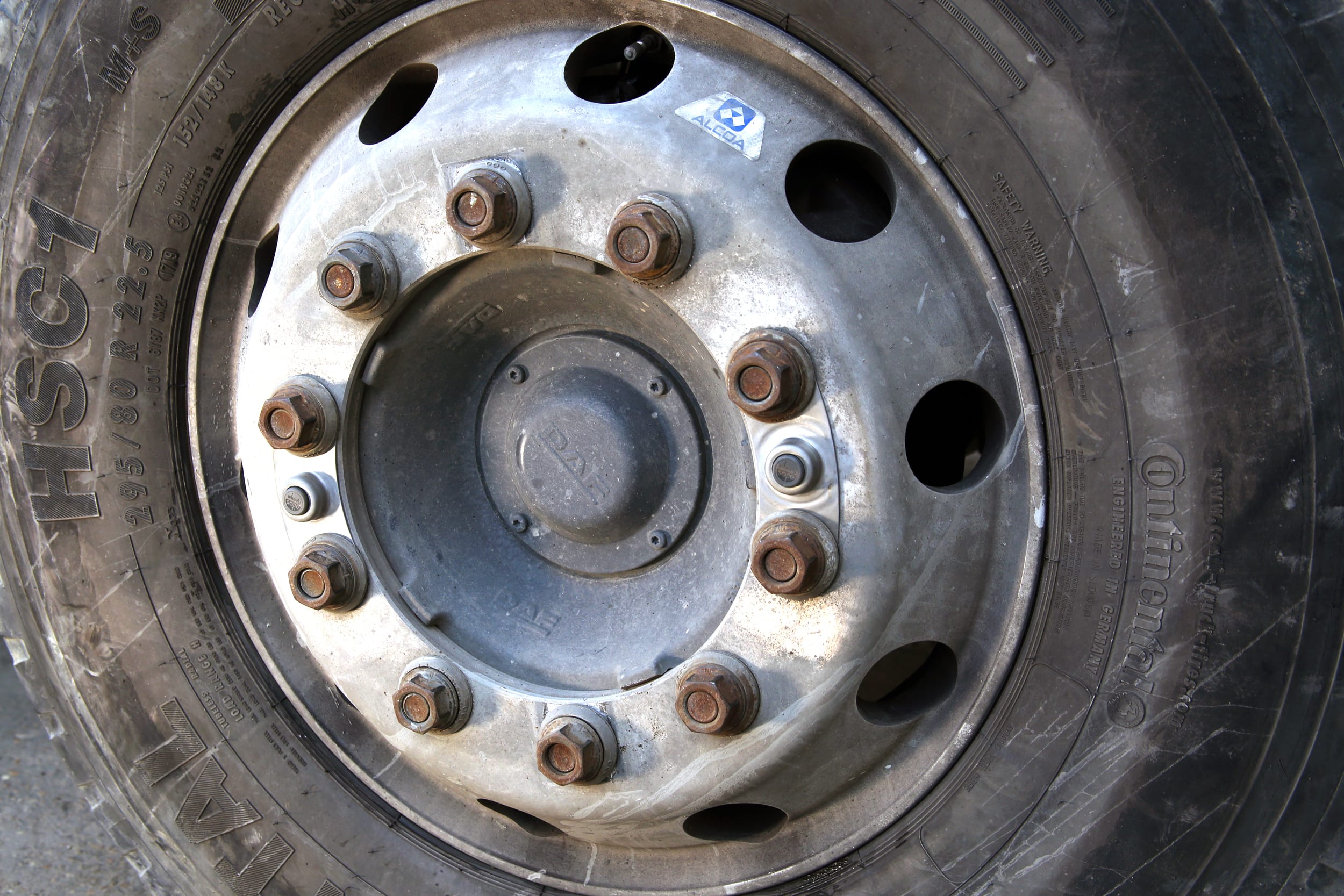 Product brake hub temperature monitoring