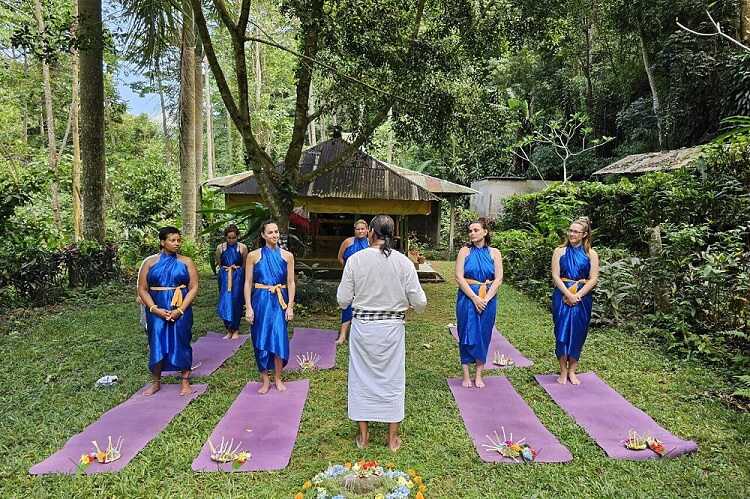 Best Fitness Retreat - 8 Day Emotional Cleansing, Chakra Balancing, Yoga Retreat, Bali